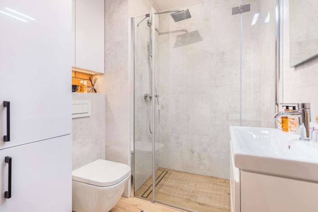 Apartment Modern Riverside With Free Parking Space Szczecin