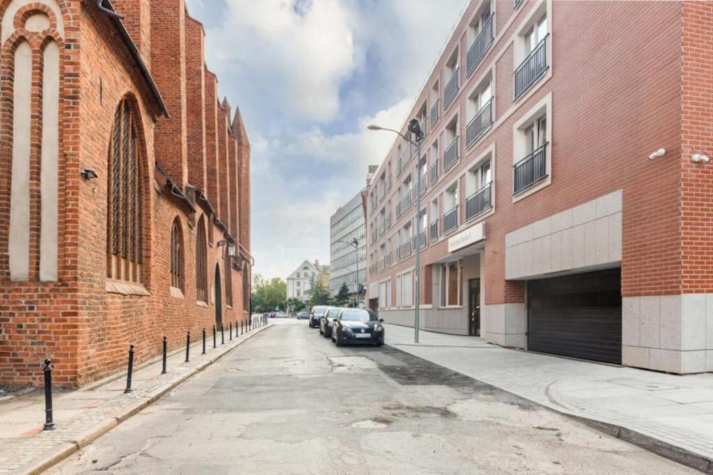 Modern Riverside With Free Parking Space Apartment *